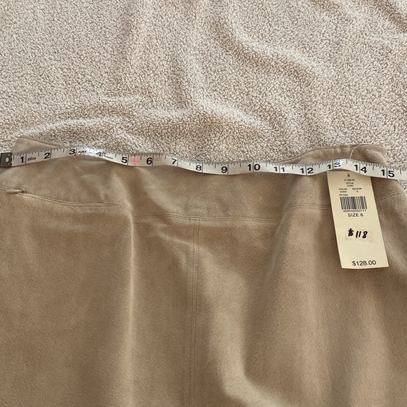 Vintage 100% suede stunning ‘80’s Lord & Taylor skirt w/ tags. Never worn - Picture 13 of 14